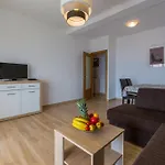Iris Apartment