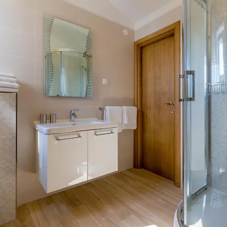 Iris Apartment Crikvenica